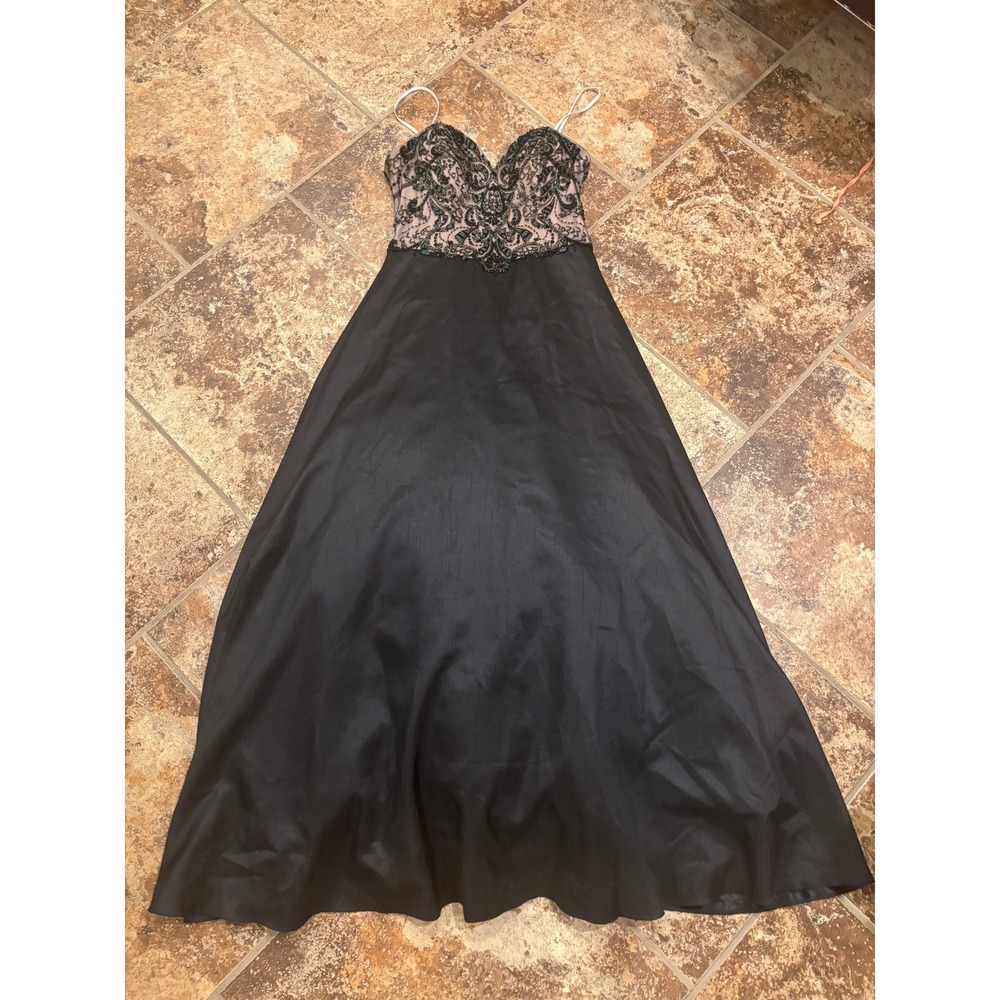 2Cute Evening Gown Womens Size 14 Black Beaded Sequin Formal Prom Dress